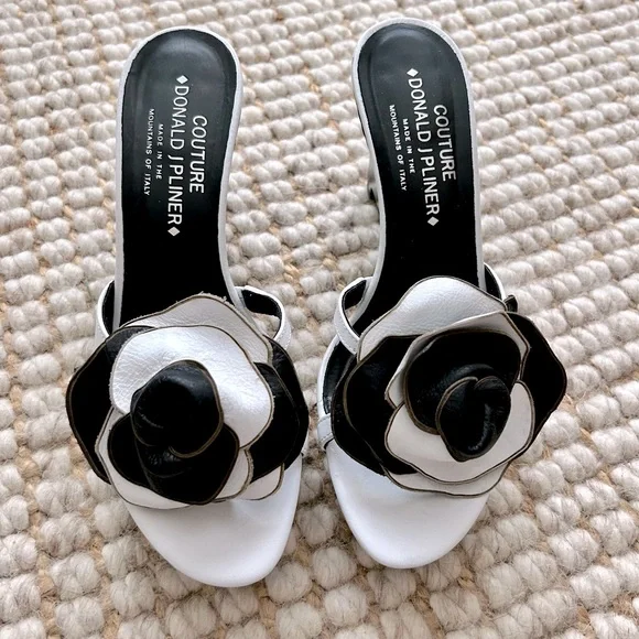 Vintage Donald Pilsner Couture rose shoes - Picture 2 of 5